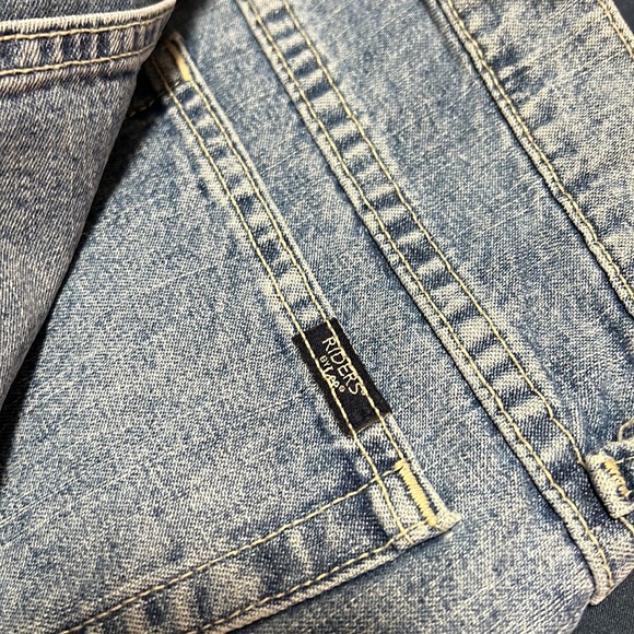 Riders by Lee jorts (jean shorts) - Picture 2 of 4